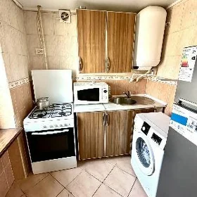 2 мкр 1 комната срочно