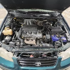 Toyota Camry 1999