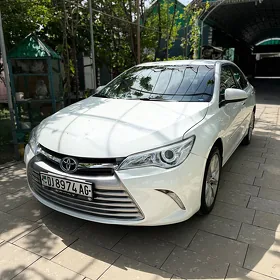 Toyota Camry 2017