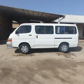 Toyota Hiace 1998