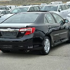 Toyota Camry 2012