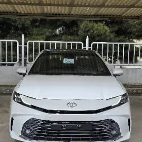 Toyota Camry 2026