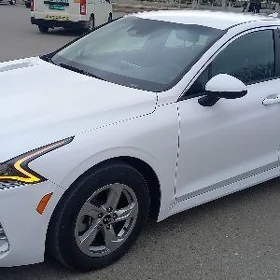 Kia K5 2021