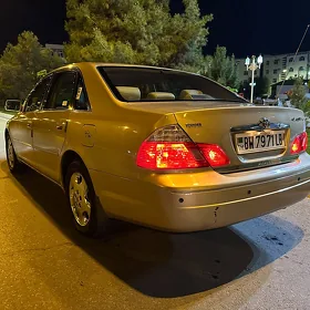 Toyota Avalon 2003