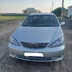 Toyota Camry 2004