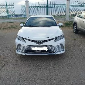 Toyota Camry 2022