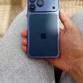 IPhone Xr 17 pro owurlen