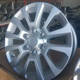 prado yewropeyka R17