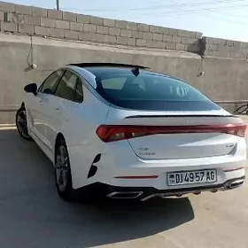 Kia K5 2021