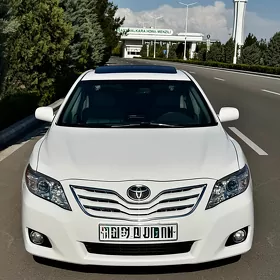 Toyota Camry 2011