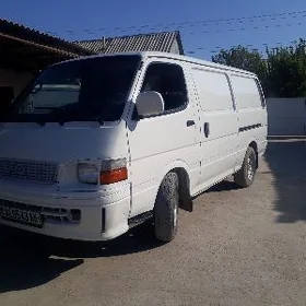 Toyota Hiace 2002