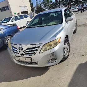 Toyota Camry 2010