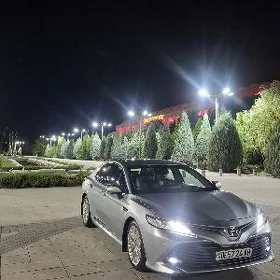 Toyota Camry 2018