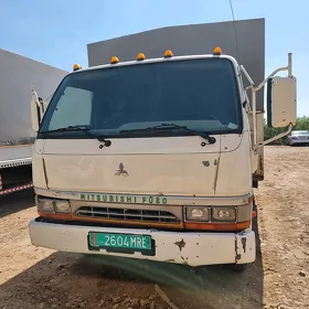 Mitsubishi Canter 2002