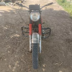 Yamaha Artistic 2000