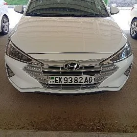 Hyundai Elantra 2020