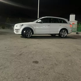 Audi Q7 2015