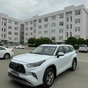 Toyota Highlander 2022
