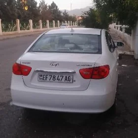 Hyundai Elantra 2010