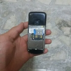 Nokia 8800 black carbon arte