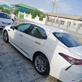 Toyota Camry 2022