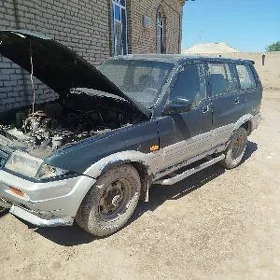 SsangYong Musso 1998