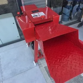 Ot üweýän