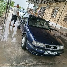 Opel Vectra 1993