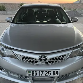 Toyota Camry 2014