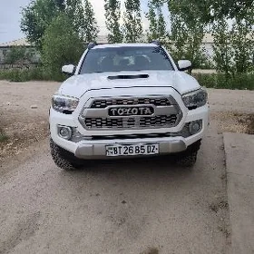 Toyota Tacoma 2018