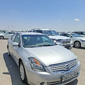 Nissan Altima 2009
