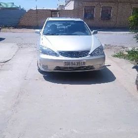 Toyota Camry 2002