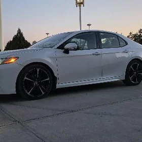 Toyota Camry 2019