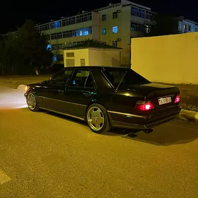 Mercedes-Benz E280 1995
