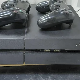 PS 4