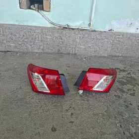 Leksus Es yzky çyra 06-09