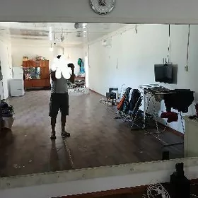 ayna salon un hem dellekhana
