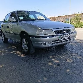 Opel Astra 1992