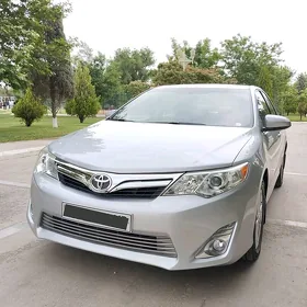 Toyota Camry 2012