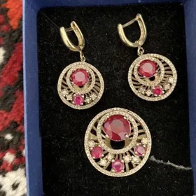 Gyzyl  gulakhalka
