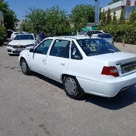 Daewoo Nexia 2010
