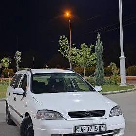 Opel Astra 2000