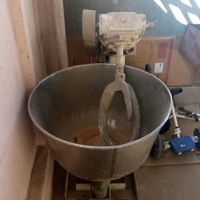 Hamyr etyan meşalka
