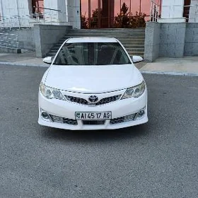 Toyota Camry 2012