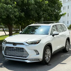 Toyota Grand Highlander 2024
