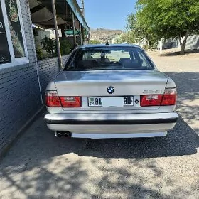 BMW E34 1989