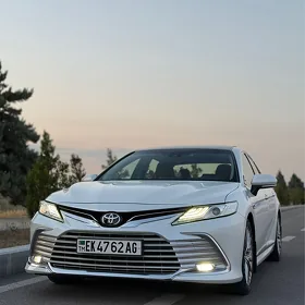 Toyota Camry 2023