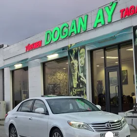 Toyota Avalon 2011