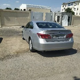 Lexus ES 350 2011