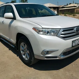 Toyota Highlander 2013
